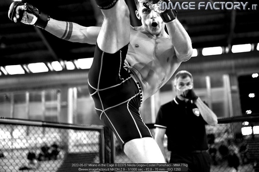 2022-05-07 Milano in the Cage 8 02375 Nikola Gogov-Costel Pomohaci - MMA 77kg